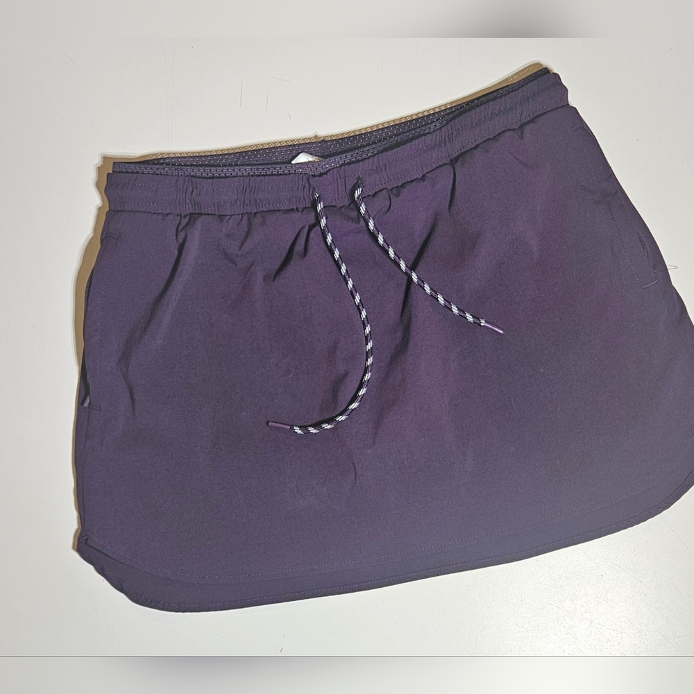Woven Trek Skorts